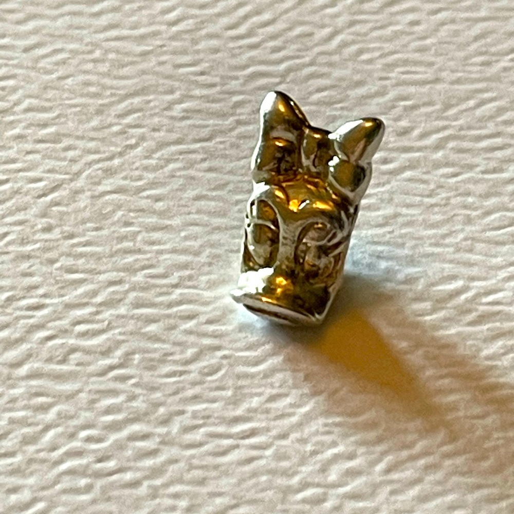 Authentic Chamilia Daisy Duck charm; hard to find